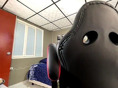 marcel crawford96 online show from October 14, 4:25 pm