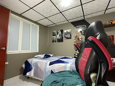 marcel crawford96 online show from February 1, 3:55 pm