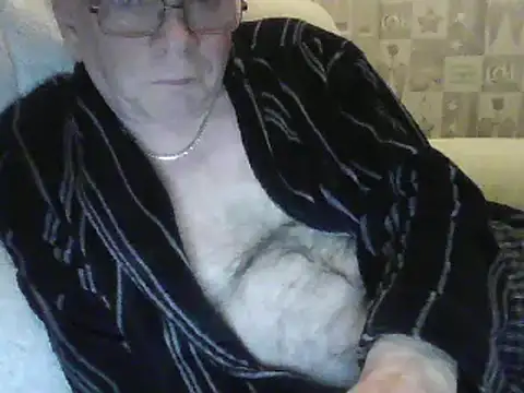 gibbo62 online show from January 3, 2:43 am