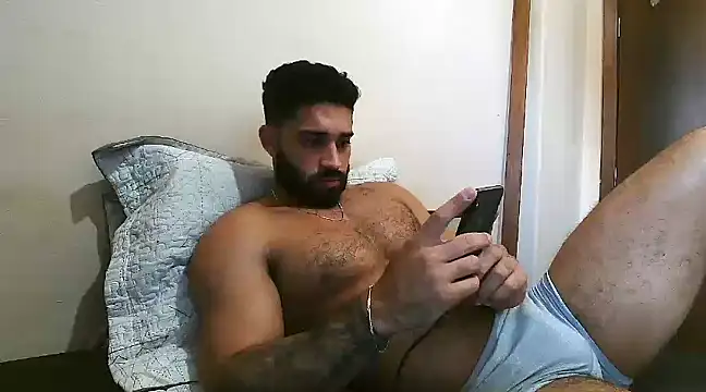 Snapshot of macho_fit chatting on February 27, 3:05 pm macho fit online show from February 27, 3:05 pm