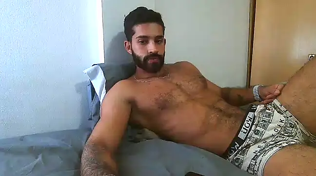 Snapshot of macho_fit chatting on March 17, 5:49 pm macho fit online show from March 17, 5:49 pm