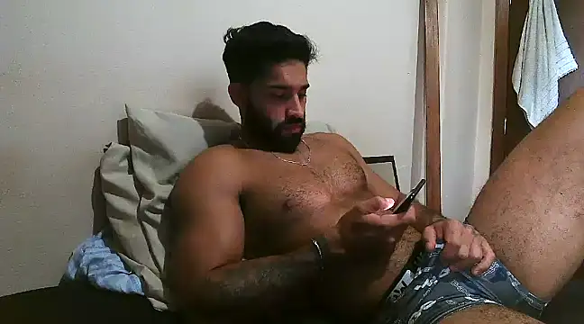 Snapshot of macho_fit chatting on January 30, 1:42 pm macho fit online show from January 30, 1:42 pm