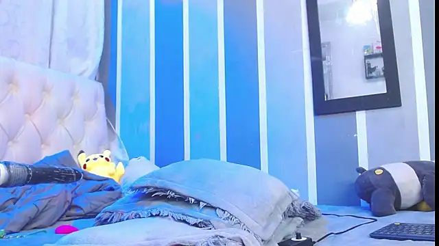 Sexys Boys Hot1 online show from December 11, 12:14 am