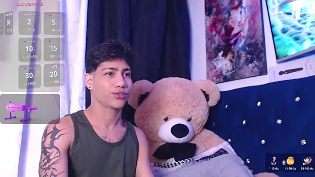 Sexys Boys Hot1 online show from October 30, 2:46 am