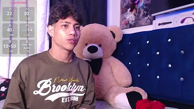 Sexys Boys Hot1 online show from November 9, 2:59 am