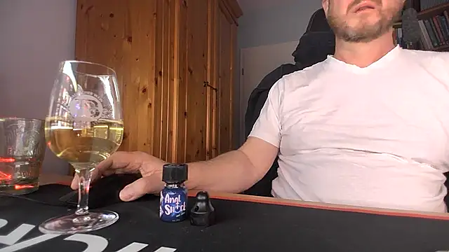 Tom PP cgn online show from April 6, 4:20 am