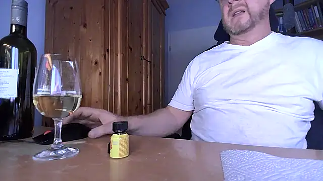 Tom PP cgn online show from October 6, 9:41 pm