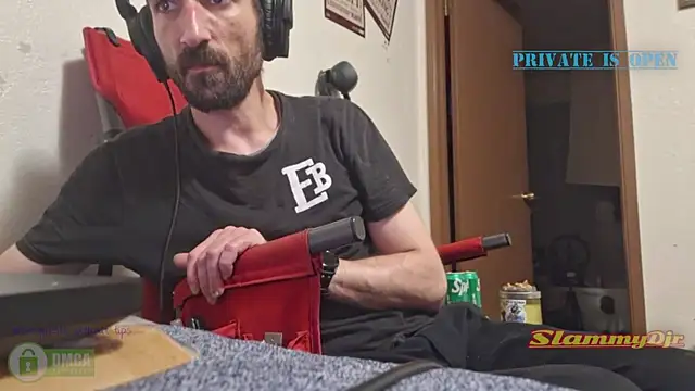 SlammyDjr online show from June 26, 4:37 am