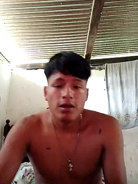 Snapshot of Huebolocko chatting on January 16, 4:28 pm Huebolocko online show from January 16, 4:28 pm