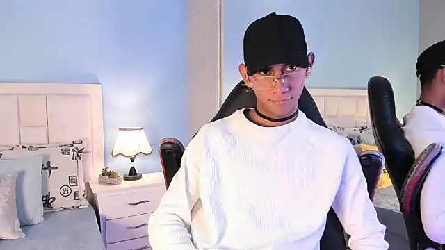 Nick Collins18 online show from October 20, 11:08 pm