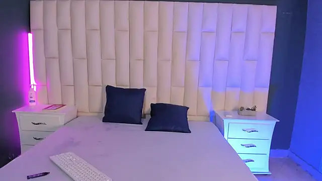 Nick Collins18 online show from February 18, 8:26 pm