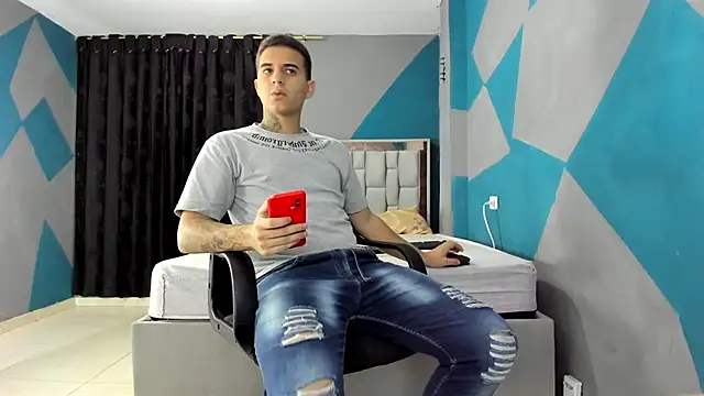 simookeler online show from December 18, 3:26 am