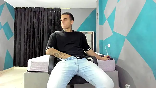 simookeler online show from February 25, 4:14 am