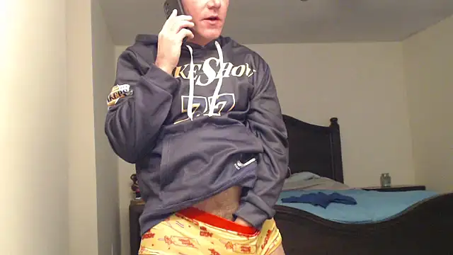 Bigtater1999 online show from October 26, 9:17 pm