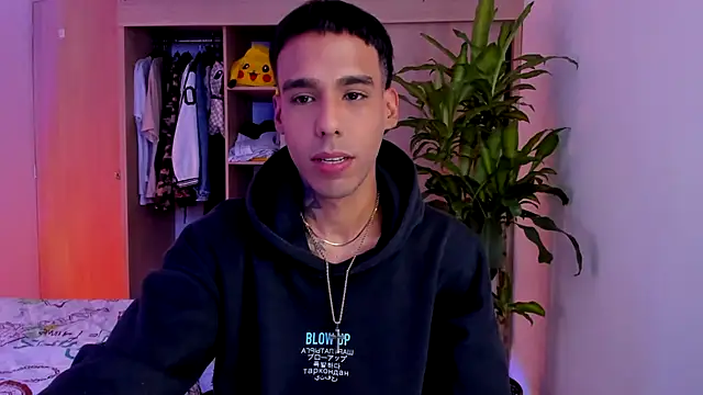 aldrinwhite online show from November 23, 5:24 pm