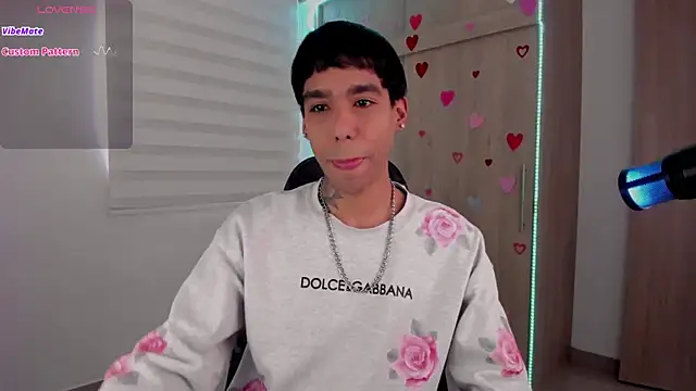 aldrinwhite online show from February 8, 2:05 pm