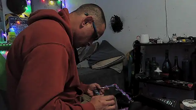 Buffshagswell online show from March 3, 7:16 am