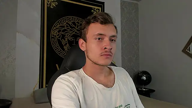 Desmon Clark online show from January 23, 9:29 pm