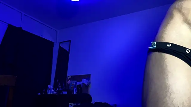 villanocat online show from February 6, 3:06 am