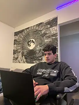 krispykreme17 online show from December 9, 10:37 pm