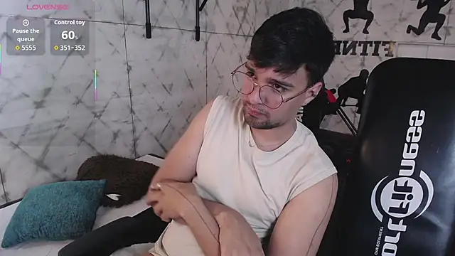 Edward max online show from April 6, 3:58 am