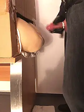 Snapshot of Inseminator69 chatting on March 13, 12:02 pm Inseminator69 online show from March 13, 12:02 pm