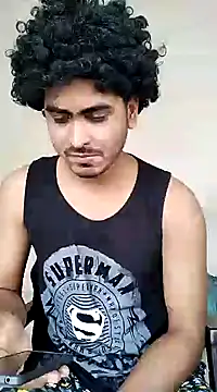 Snapshot of Samser0403 chatting on February 2, 5:32 am Samser0403 online show from February 2, 5:32 am