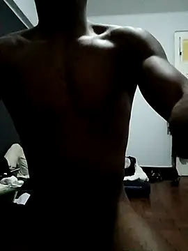 Snapshot of PussyPrince007 chatting on November 1, 8:57 pm PussyPrince007 online show from November 1, 8:57 pm