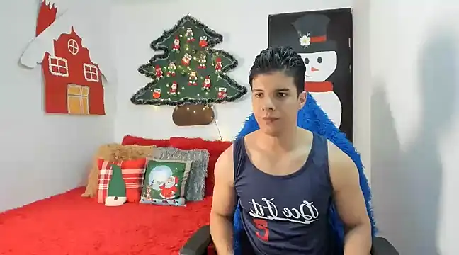 Snapshot of cory_okell chatting on December 12, 1:32 am cory okell online show from December 12, 1:32 am