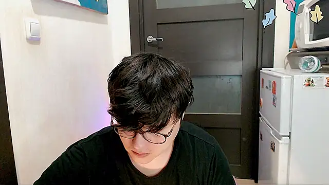 Tenni 00 online show from December 7, 9:00 pm