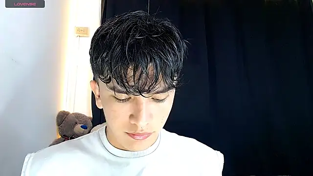 benji hoter online show from February 23, 10:44 pm