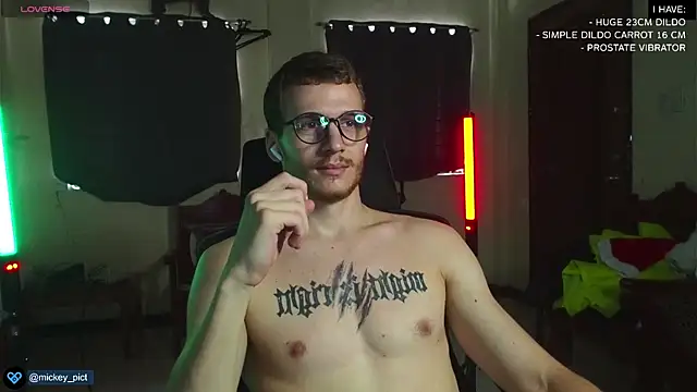 mickeypict online show from December 25, 5:26 am