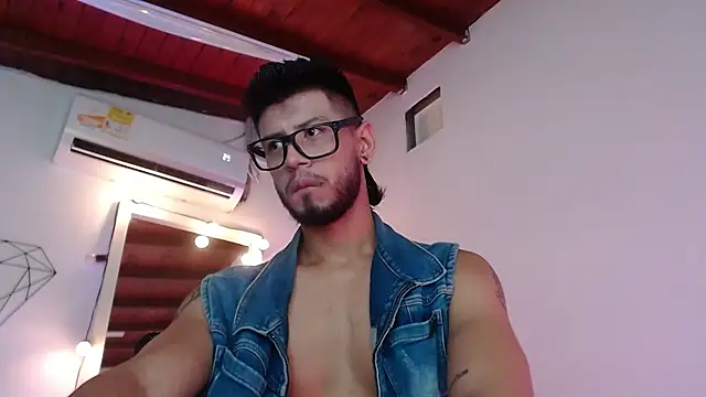 Colby brown03 online show from February 13, 8:03 pm