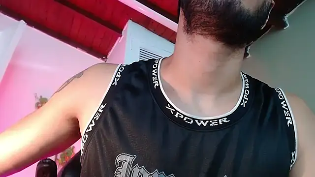 Snapshot of Colby_brown03 chatting on September 29, 8:37 pm Colby brown03 online show from September 29, 8:37 pm