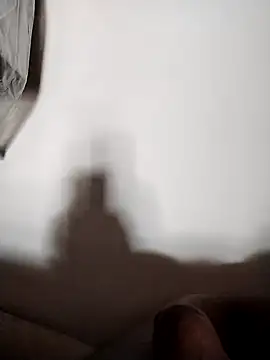 Snapshot of max_pane98 chatting on December 26, 7:35 am max pane98 online show from December 26, 7:35 am