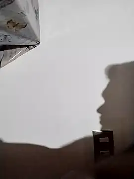 Snapshot of max_pane98 chatting on January 22, 9:02 am max pane98 online show from January 22, 9:02 am