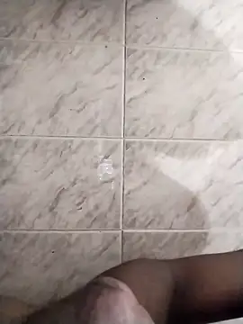 Snapshot of max_pane98 chatting on February 12, 5:16 pm max pane98 online show from February 12, 5:16 pm