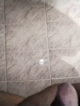 Snapshot of max_pane98 chatting on March 22, 8:08 am max pane98 online show from March 22, 8:08 am