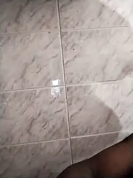 Snapshot of max_pane98 chatting on December 22, 12:28 am max pane98 online show from December 22, 12:28 am