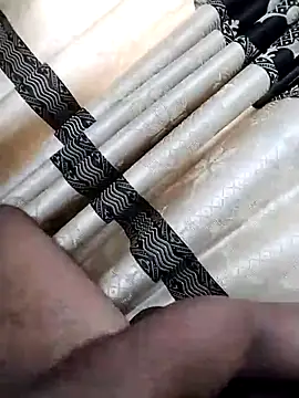 Snapshot of max_pane98 chatting on March 7, 3:08 am max pane98 online show from March 7, 3:08 am