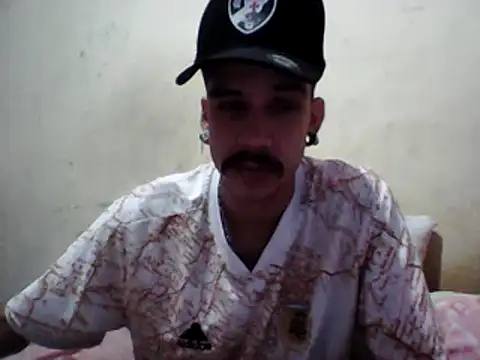 gatobranco001 online show from March 8, 7:40 pm