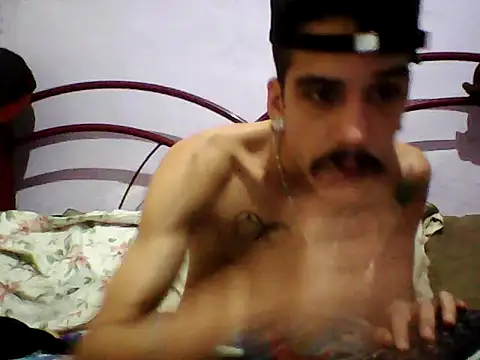 gatobranco001 online show from March 21, 12:50 pm