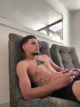 ArturoDelgado1 online show from March 1, 5:01 pm