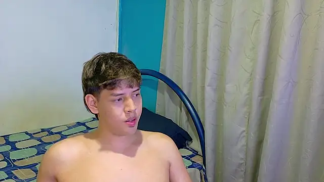 zackmontieel online show from February 7, 9:05 am