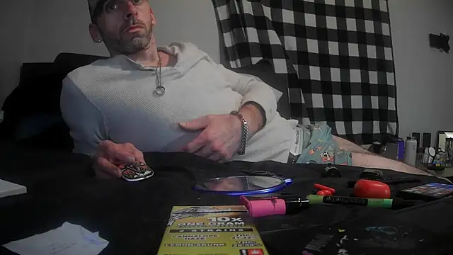 Snapshot of smokee_parT903 chatting on December 8, 9:46 am smokee parT903 online show from December 8, 9:46 am