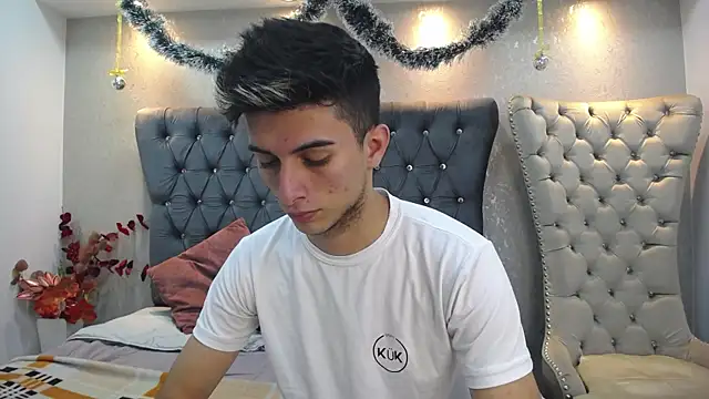 MrWilliseo online show from December 20, 7:50 pm