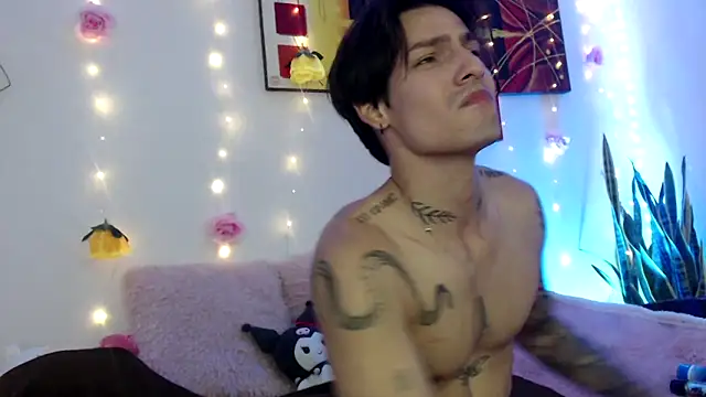 Apolo Hidalgo01 online show from December 4, 3:43 pm