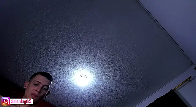 Snapshot of Dimitri_higth420 chatting on January 3, 1:27 am Dimitri higth420 online show from January 3, 1:27 am