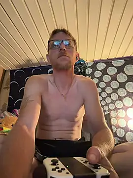 luv2cum7491 online show from July 21, 1:40 am