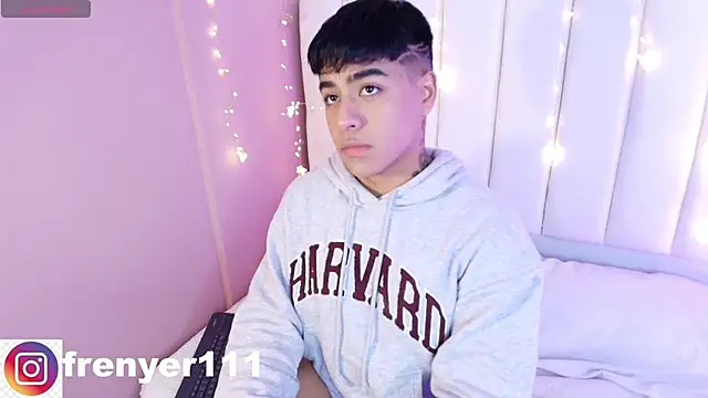 kiing azahell online show from March 7, 5:18 am